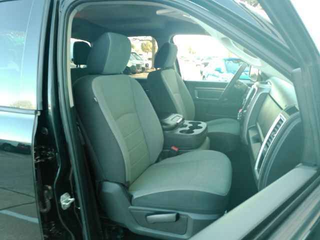 2024 Ram 1500 Classic SLT Quad Cab 4x2 6'4 Box Plano TX