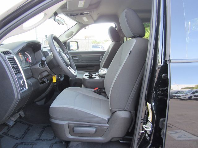 2024 Ram 1500 Classic SLT Quad Cab 4x4 6&apos;4 Box Plano TX