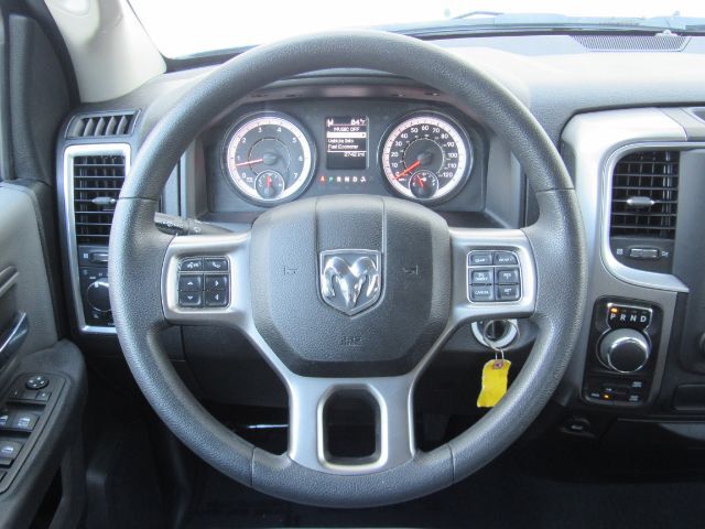 2024 Ram 1500 Classic SLT Quad Cab 4x4 6&apos;4 Box Plano TX