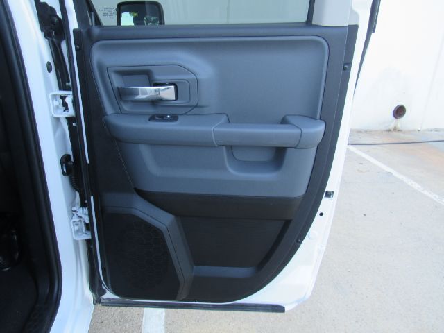 2024 Ram 1500 Classic SLT Quad Cab 4x4 6&apos;4 Box Plano TX