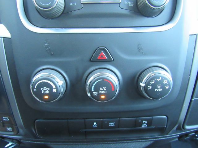 2024 Ram 1500 Classic SLT Quad Cab 4x4 6&apos;4 Box Plano TX