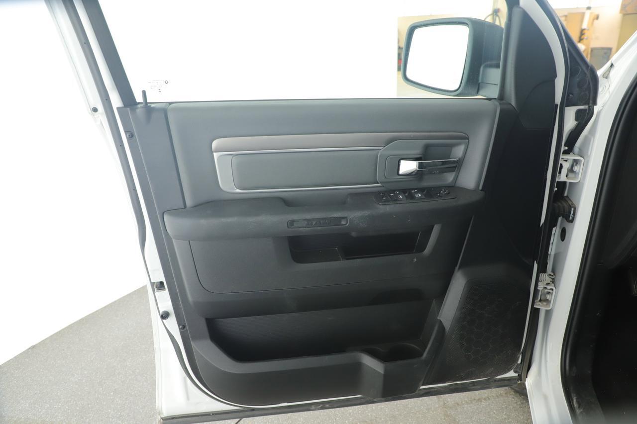 2024 Ram 1500 Classic SLT New Braunfels TX