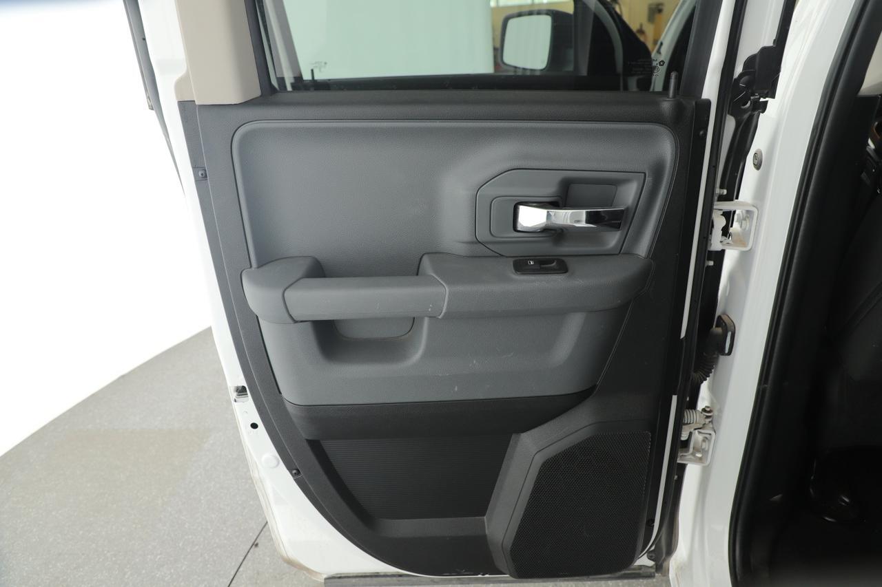 2024 Ram 1500 Classic SLT New Braunfels TX