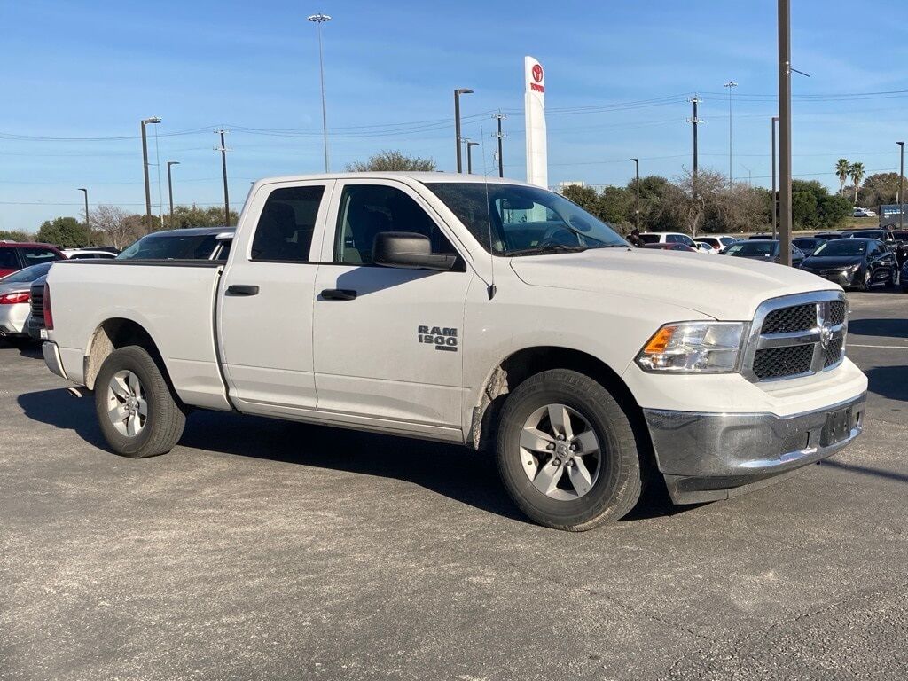 2024 Ram 1500 Classic SLT
