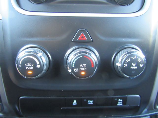 2024 Ram 1500 Classic Warlock Crew Cab 4x4 5&apos;7 Box Plano TX