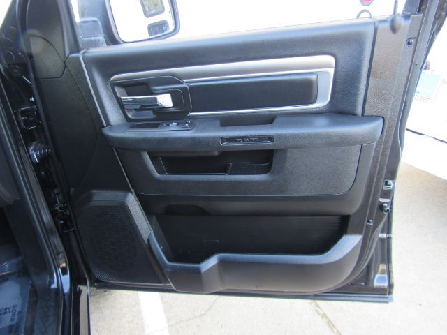 2024 Ram 1500 Classic Warlock Crew Cab 4x4 5&apos;7 Box Plano TX