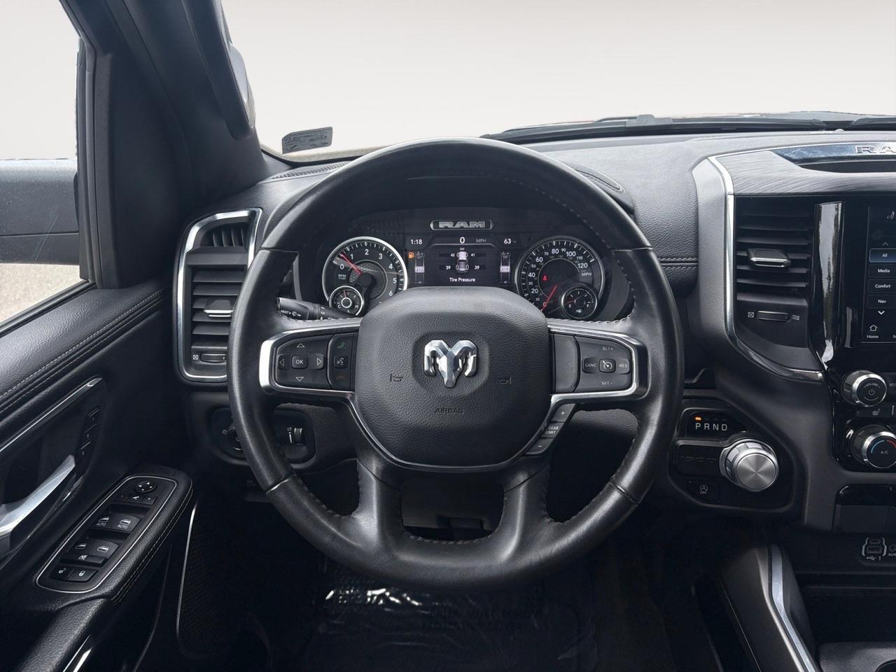 2024 Ram 1500 Laramie, FORWARD COLLISION ALERT, READY-ALERT BRAKING, HEATED & COOLING SEATS, APPLE CARPLAY/ANDROID AUTO, BACKUP CAMERA, TOW PACKAGE, APPLE CARPLAY/ADNROID AUTO, POWER TAILGATE, 1 OWNER, CLEAN CARFAX, TEST DRIVE THIS RAM TODAY! Virginia Beach VA
