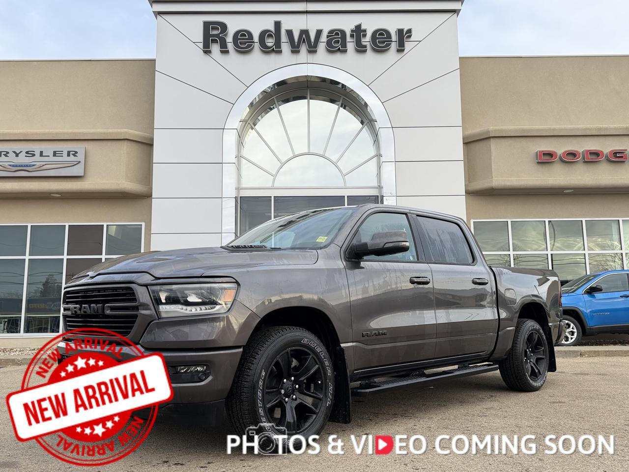 2024 Ram 1500 Sport Crew Cab 4x4 | HEMI V8 | Low KMs | Leather | Remote Start | Heated Vented Seats