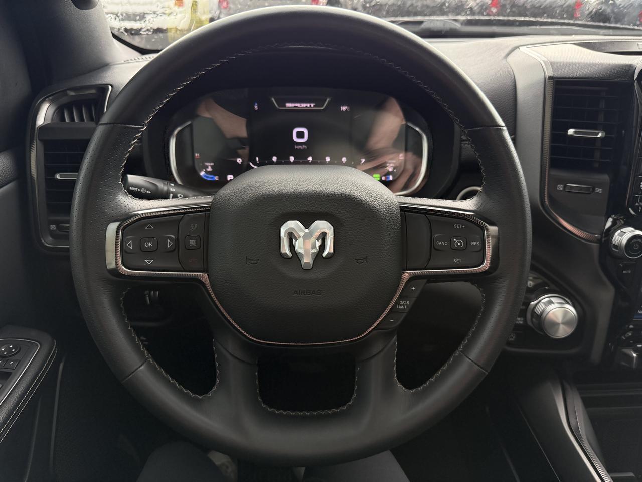 2024 Ram 1500 Sport Crew Cab 4x4 | Low KMs | V8 HEMI | 12IN Touchscreen | Leather Heated Cooled Seats | NAV Redwater AB