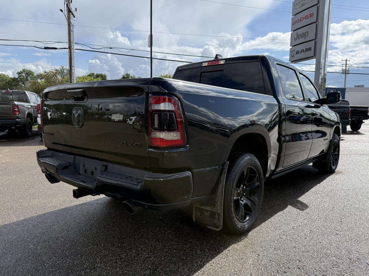 2024 Ram 1500 Sport Crew Cab 4x4 | Low KMs | V8 HEMI | 12IN Touchscreen | Leather Heated Cooled Seats | NAV Redwater AB