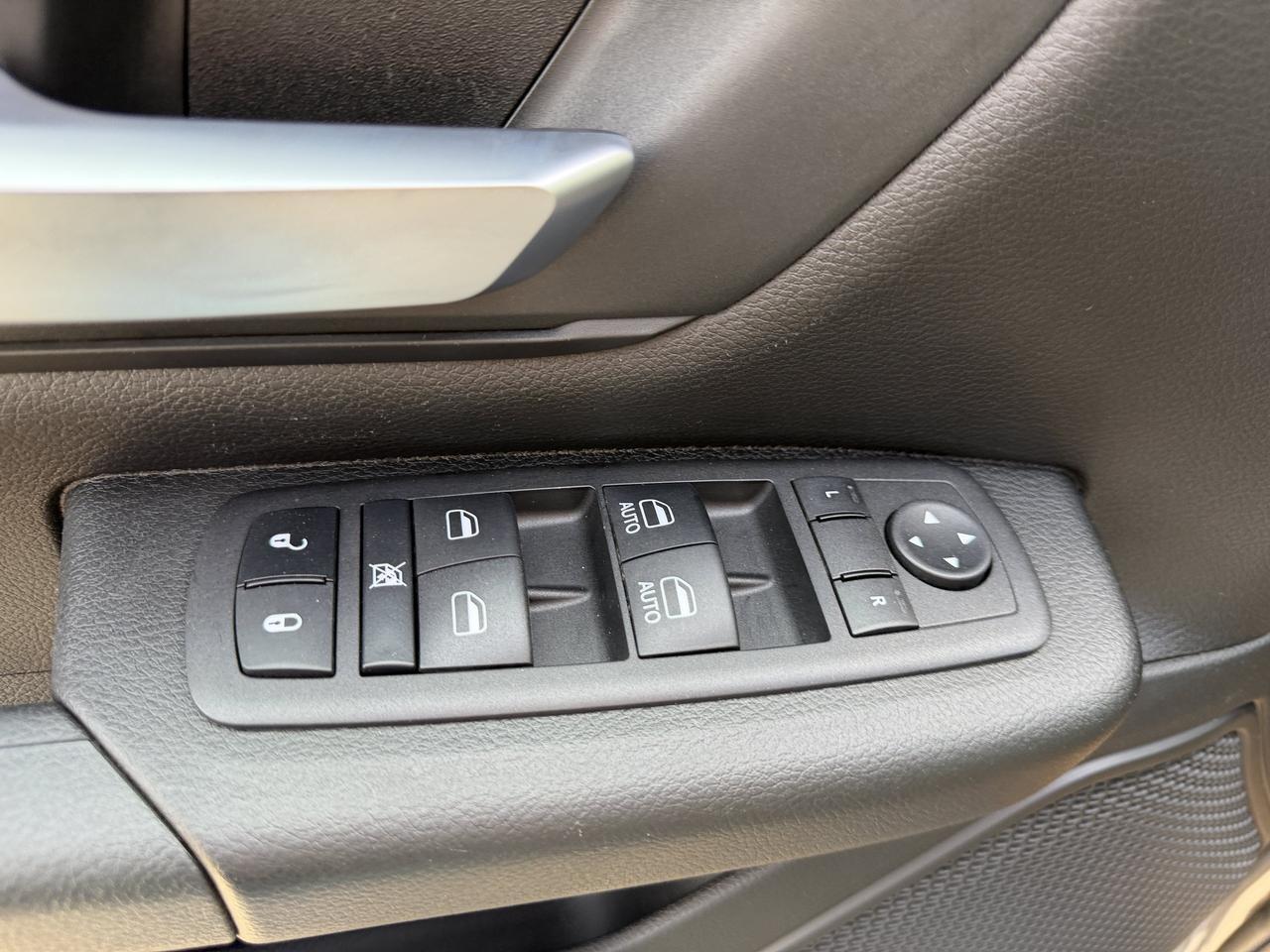 2024 Ram 1500 Tradesman Crew Cab 4x4 | Low KMs | V8 | NAV | Rearview Camera | Towing | Keyless Entry | 20IN Wheels Redwater AB