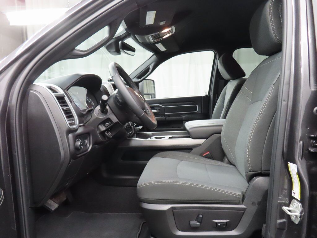 2024 Ram 2500 4x4 Crew Cab Big Horn Fond du Lac WI