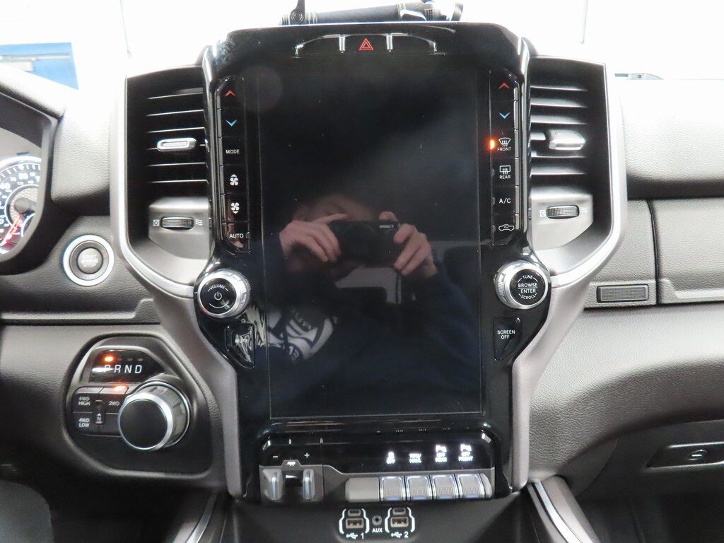 2024 Ram 2500 4x4 Crew Cab Big Horn Fond du Lac WI