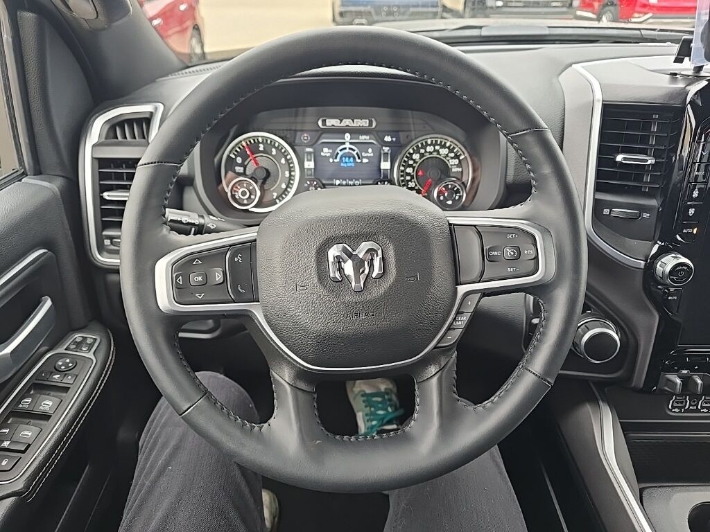 2024 Ram 2500 4x4 Crew Cab Big Horn Fond du Lac WI