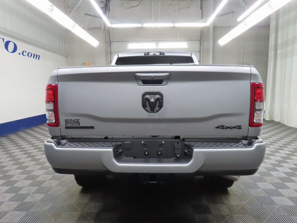 2024 Ram 2500 4x4 Crew Cab Big Horn Fond du Lac WI