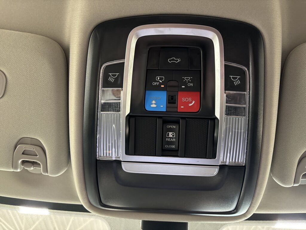2024 Ram 2500 4x4 Crew Cab Laramie Fond du Lac WI