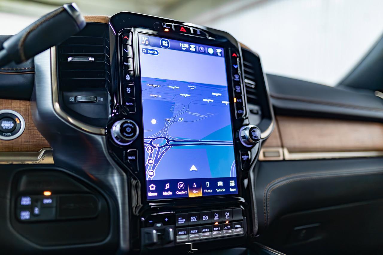 2024 Ram 2500 4x4 Crew Cab Longhorn Diesel Leather Roof Nav BCam Red Deer AB