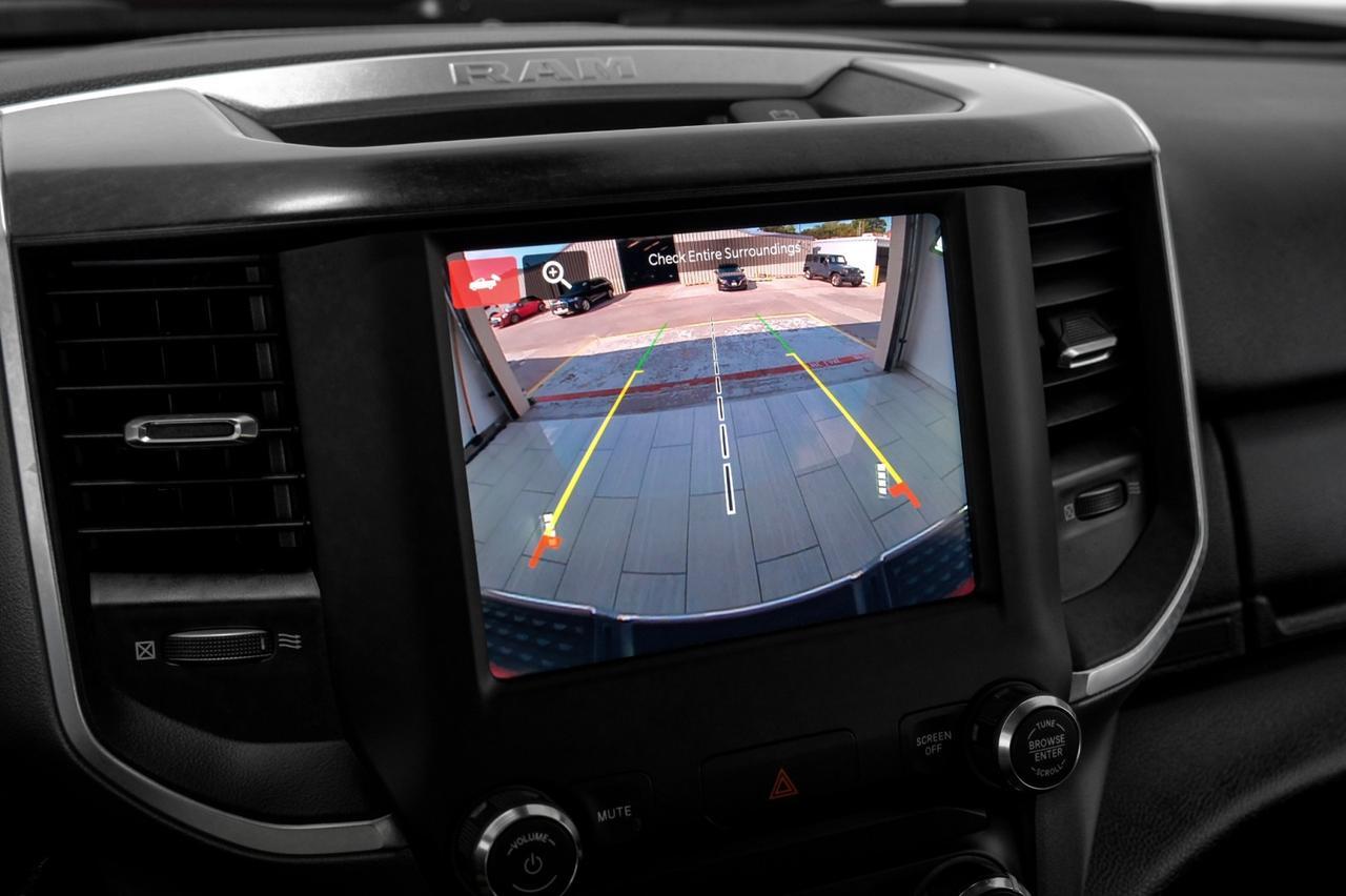 2024 Ram 2500 BIG HORN CREW CAB 4WD 6.4L HEMI AUTOMATIC REAR CAMERA BLUETOOTH POWER DRIVER SEAT TOW HITCH Carrollton TX