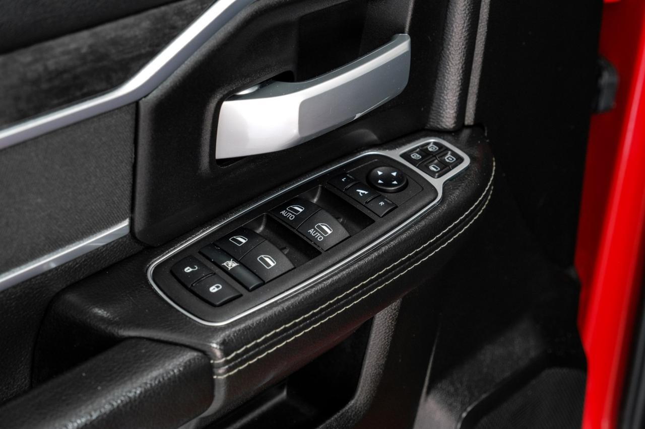 2024 Ram 2500 BIG HORN CREW CAB 4WD 6.4L HEMI AUTOMATIC REAR CAMERA BLUETOOTH POWER DRIVER SEAT TOW HITCH Carrollton TX