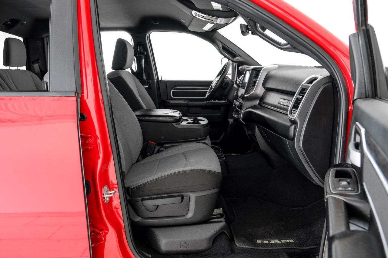 2024 Ram 2500 BIG HORN CREW CAB 4WD 6.4L HEMI AUTOMATIC REAR CAMERA BLUETOOTH POWER DRIVER SEAT TOW HITCH Carrollton TX