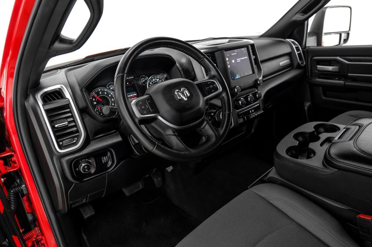 2024 Ram 2500 BIG HORN CREW CAB 4WD 6.4L HEMI AUTOMATIC REAR CAMERA BLUETOOTH POWER DRIVER SEAT TOW HITCH Carrollton TX