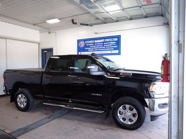 2024 Ram 2500 Big Horn 4WD CREW CAB 6&apos;4 BOX Listowel ON