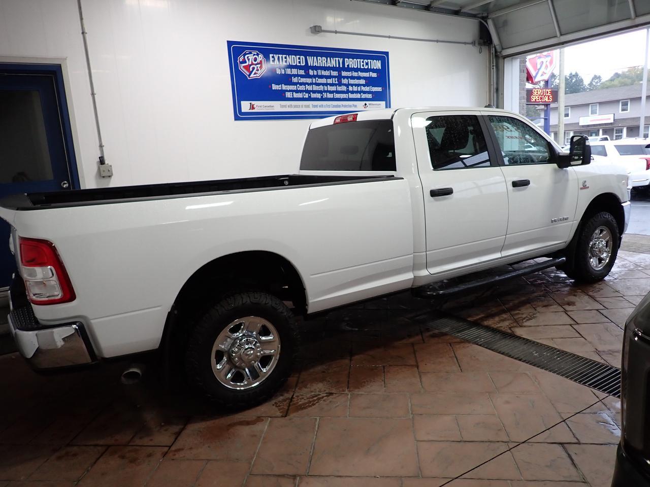 2024 Ram 2500 Big Horn 4WD CREW CAB 8' BOX *DIESEL* Listowel ON