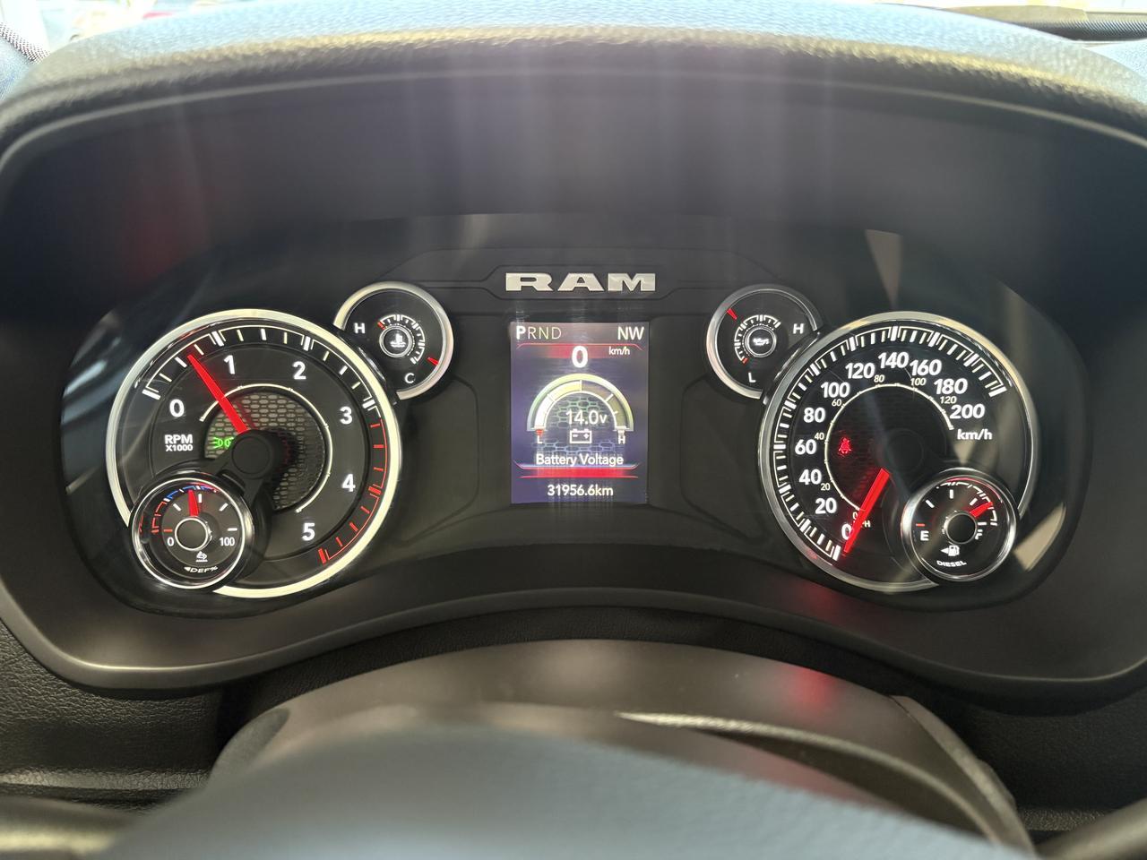 2024 Ram 2500 Big Horn 4WD CREW CAB 8' BOX *DIESEL* Listowel ON