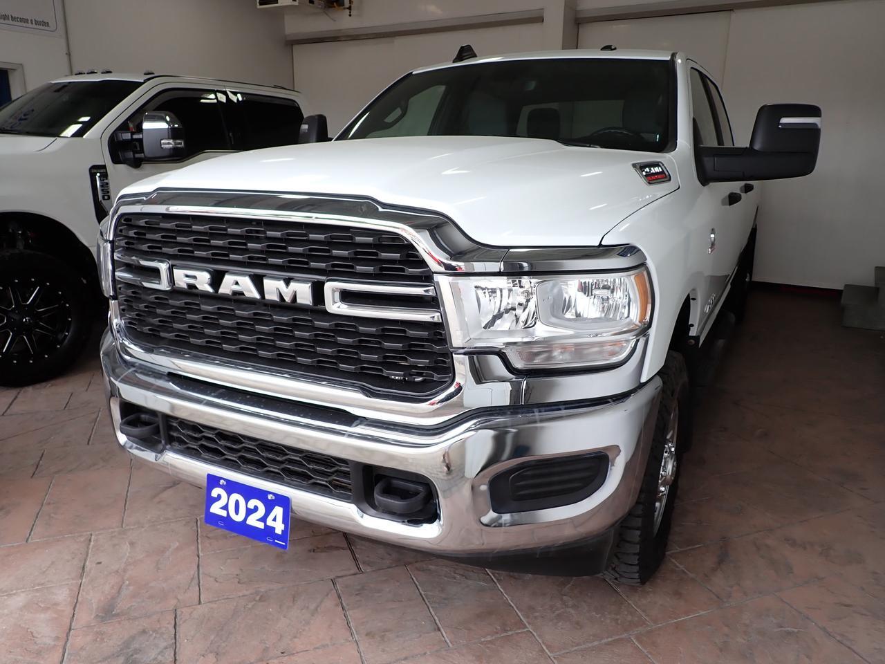 2024 Ram 2500 Big Horn 4WD CREW CAB 8' BOX *DIESEL* Listowel ON