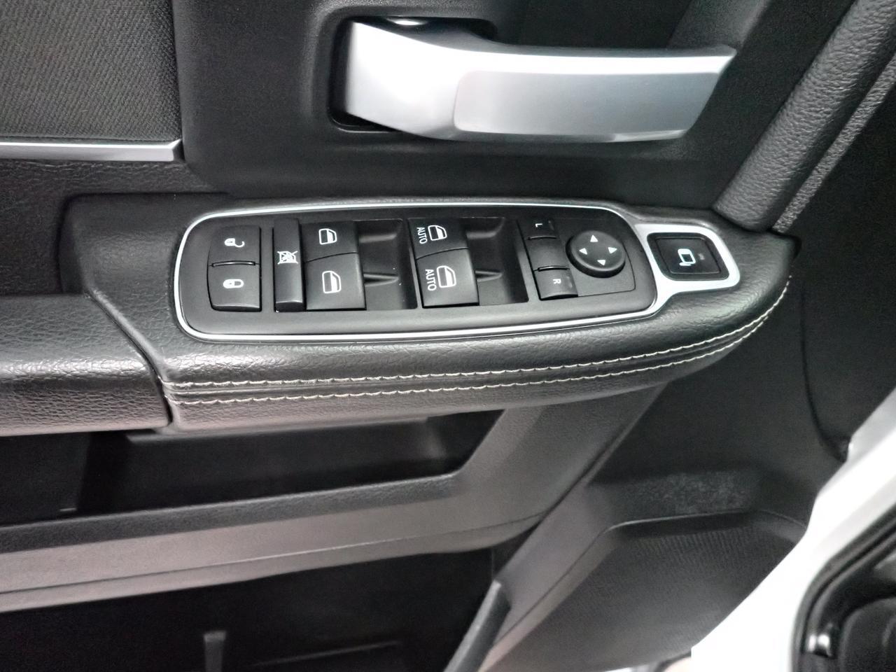 2024 Ram 2500 Big Horn 4WD CREW CAB 8' BOX *DIESEL* Listowel ON
