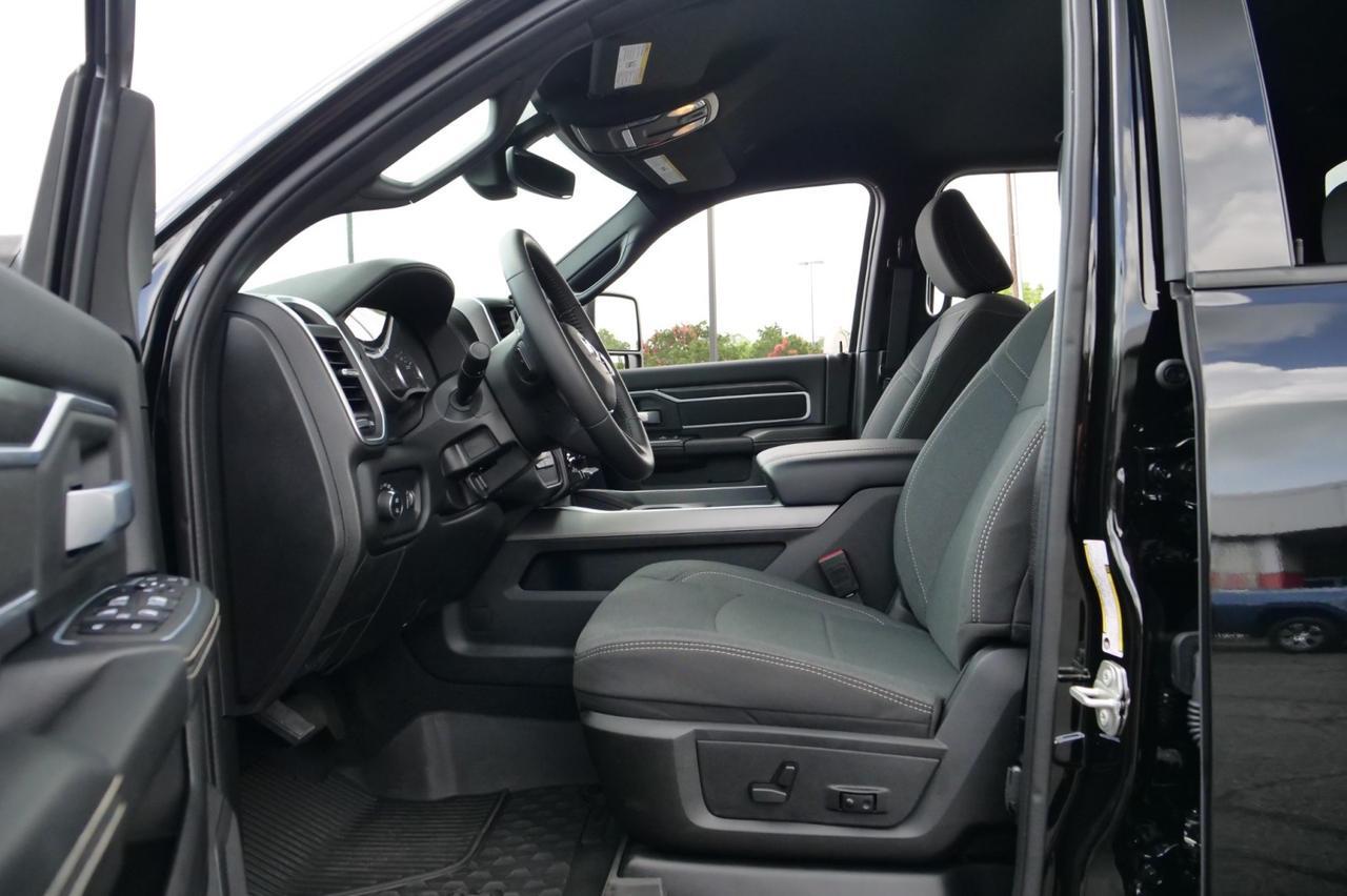 2024 Ram 2500 Big Horn 4X4 / 6.7L Turbo Diesel / Night Edition! Lincolnton NC