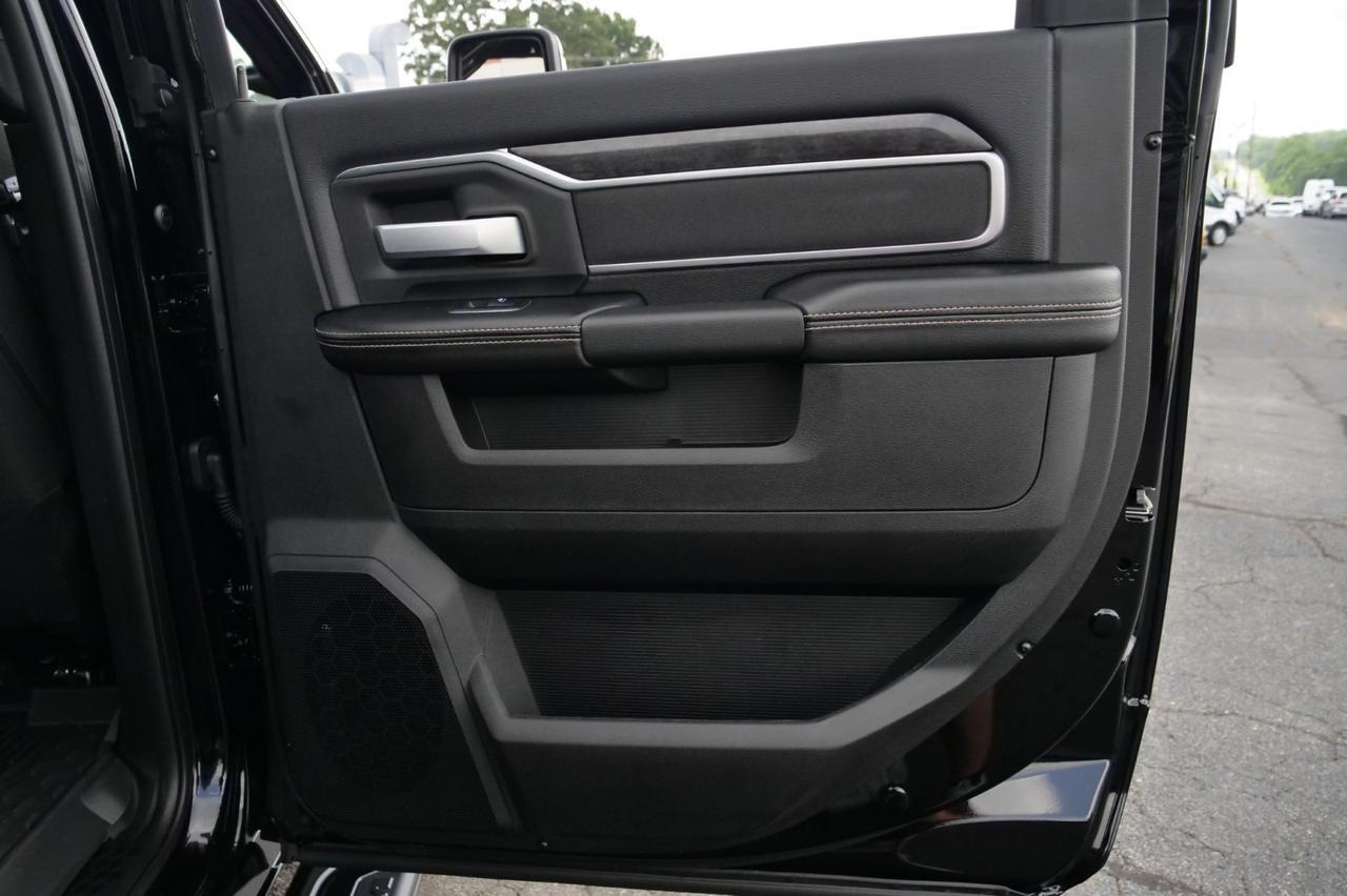 2024 Ram 2500 Big Horn 4X4 / 6.7L Turbo Diesel / Night Edition! Lincolnton NC