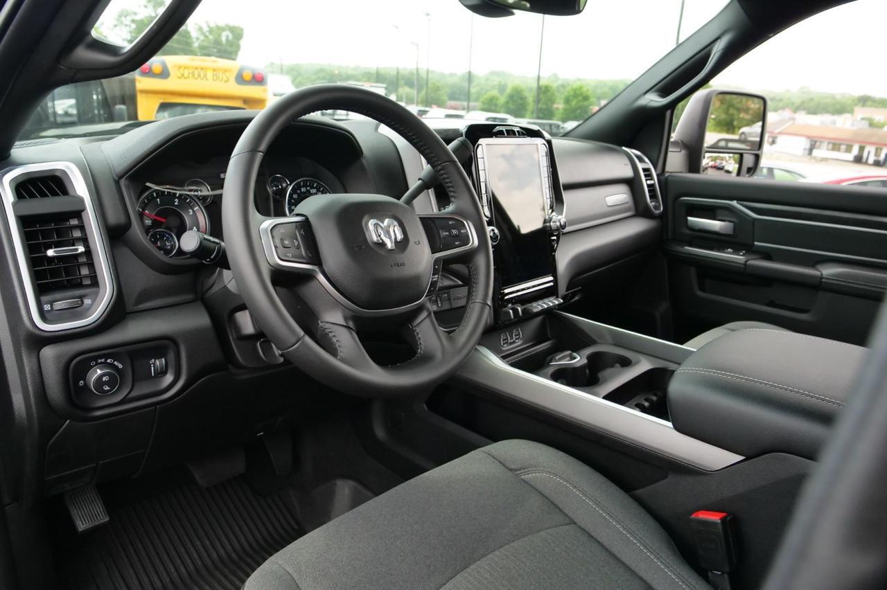 2024 Ram 2500 Big Horn 4X4 / 6.7L Turbo Diesel / Night Edition! Lincolnton NC