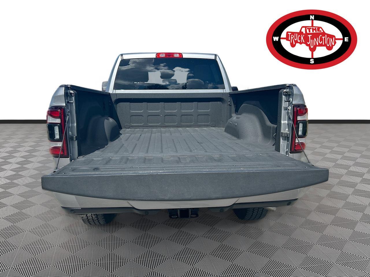 2024 Ram 2500 Big Horn 4x4 Crew Cab Box Venice FL