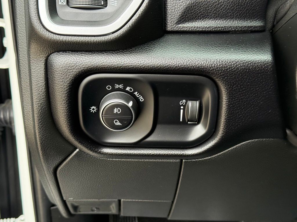 2024 Ram 2500 Big Horn Crestwood KY