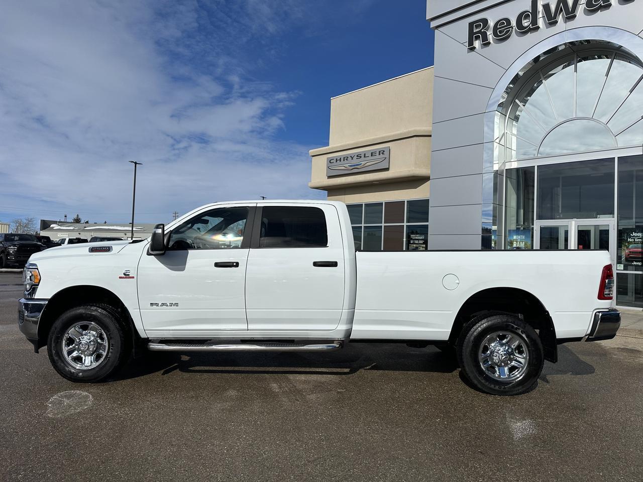 2024 Ram 2500 Big Horn Crew Cab 4x4 | Low KMs | Cummins Diesel | Long Box | NAV | Remote Start | Backup Camera Redwater AB