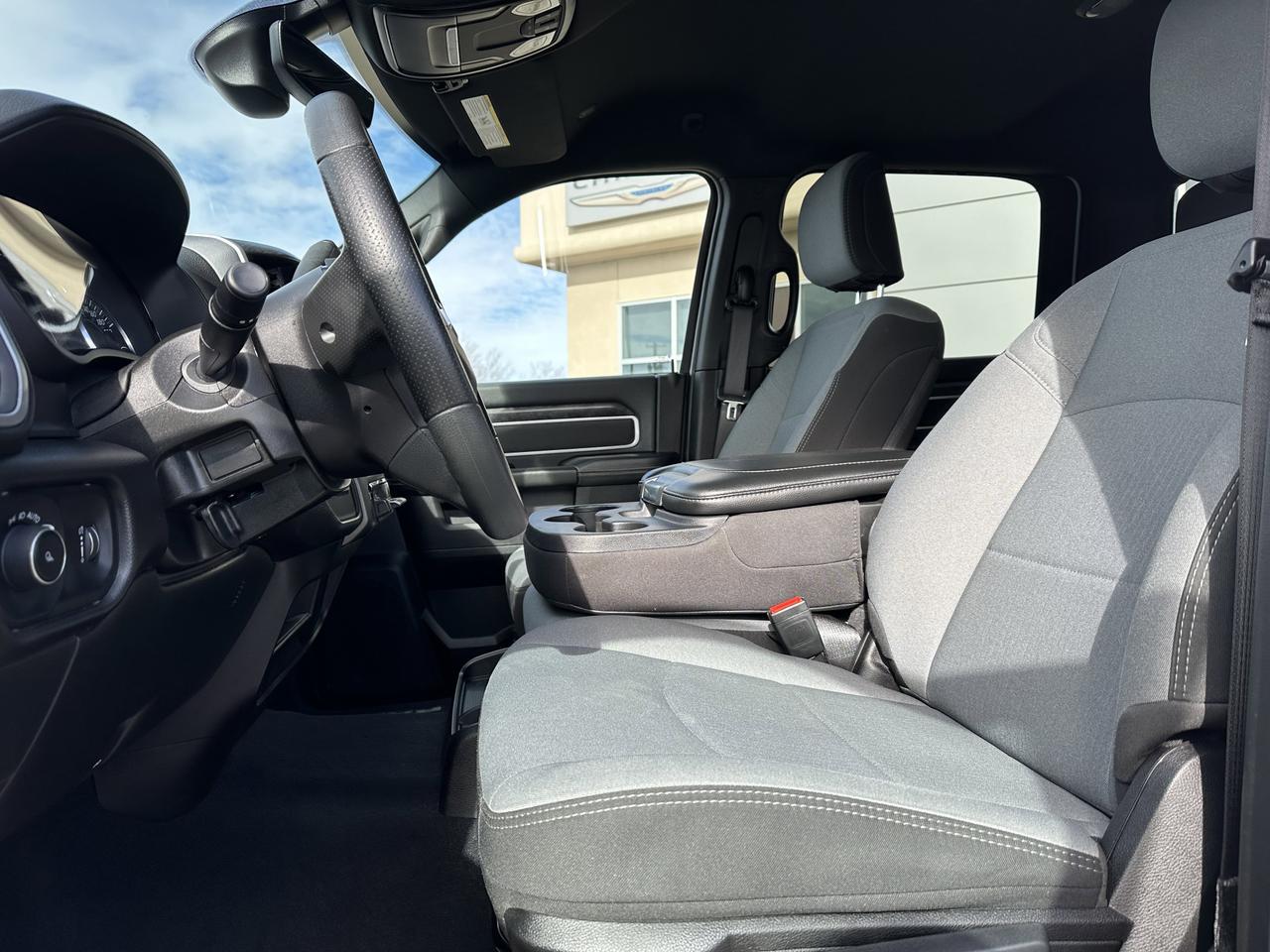 2024 Ram 2500 Big Horn Crew Cab 4x4 | Low KMs | Cummins Diesel | Long Box | NAV | Remote Start | Backup Camera Redwater AB