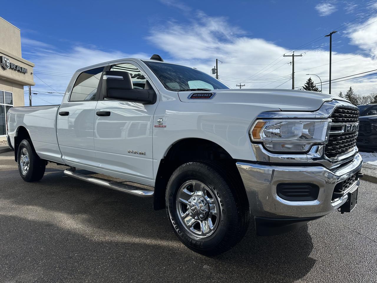 2024 Ram 2500 Big Horn Crew Cab 4x4 | Low KMs | Cummins Diesel | Long Box | NAV | Remote Start | Backup Camera Redwater AB