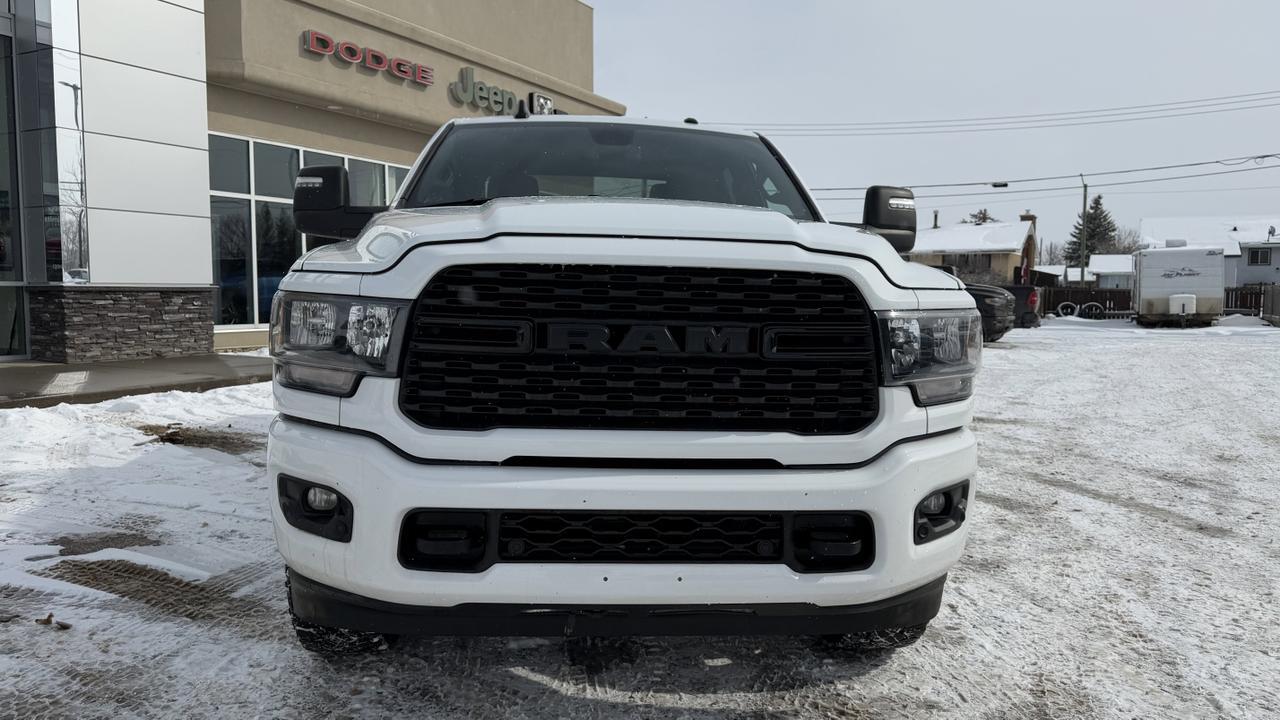 2024 Ram 2500 Big Horn Crew Cab 4x4 | Low KMs | HEMI V8 | NAV | Heated Seats | Remote Start | Backup Camera Redwater AB