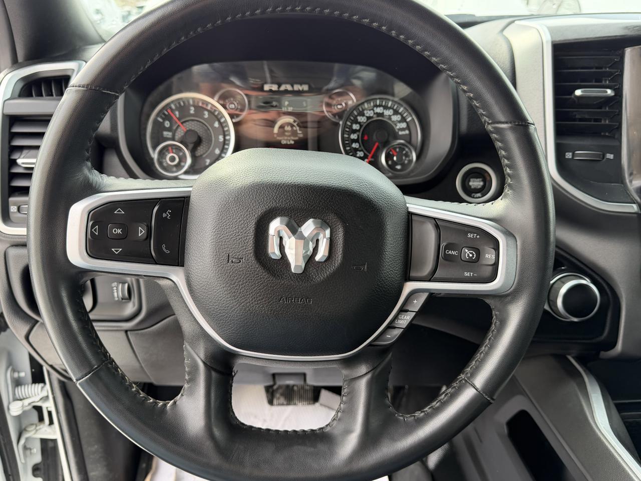 2024 Ram 2500 Big Horn Crew Cab 4x4 | Low KMs | HEMI V8 | NAV | Heated Seats | Remote Start | Backup Camera Redwater AB