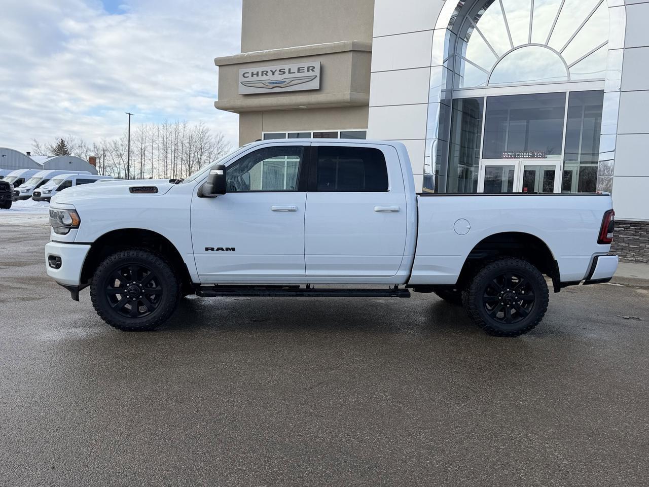 2024 Ram 2500 Big Horn Crew Cab 4x4 | Low KMs | HEMI V8 | NAV | Heated Seats | Remote Start | Backup Camera Redwater AB