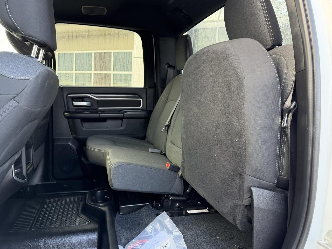 2024 Ram 2500 Big Horn Crew Cab 4x4 | Low KMs | HEMI V8 | NAV | Heated Seats | Remote Start | Backup Camera Redwater AB