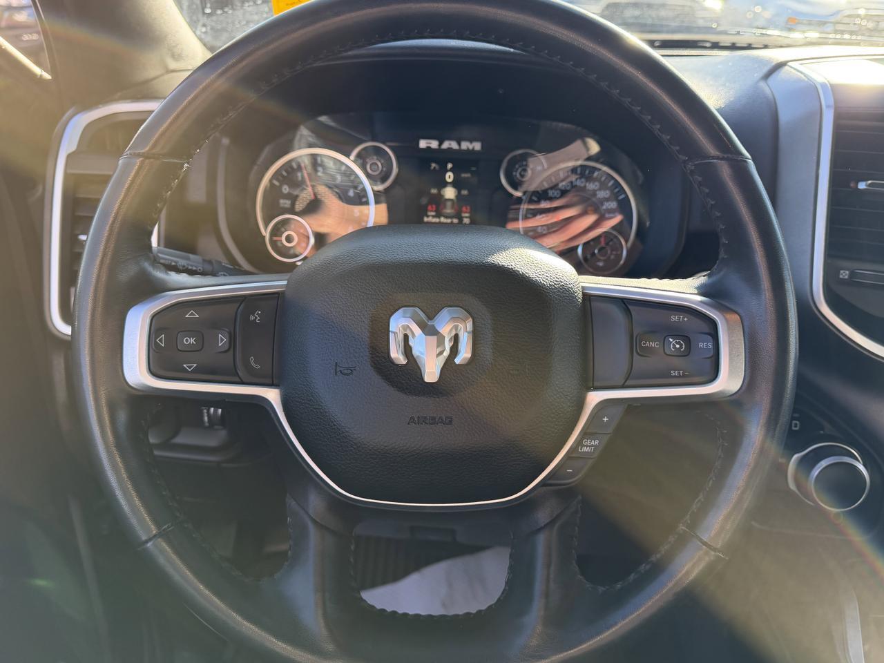 2024 Ram 2500 Big Horn Crew Cab 4x4 | Low KMs | HEMI V8 | NAV | Heated Seats | Remote Start | Backup Camera Redwater AB