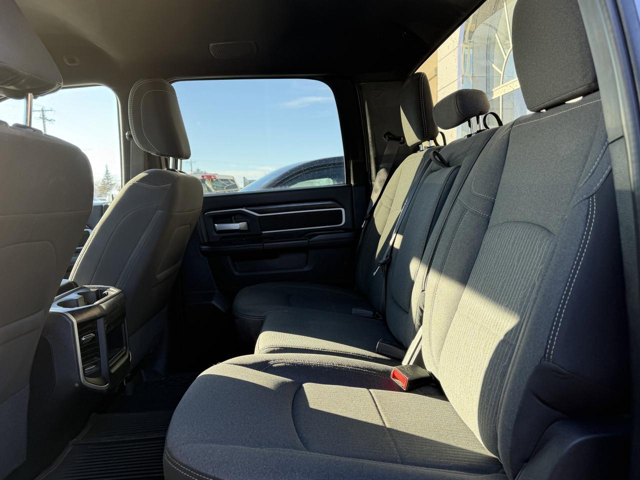 2024 Ram 2500 Big Horn Crew Cab 4x4 | Low KMs | HEMI V8 | NAV | Heated Seats | Remote Start | Backup Camera Redwater AB