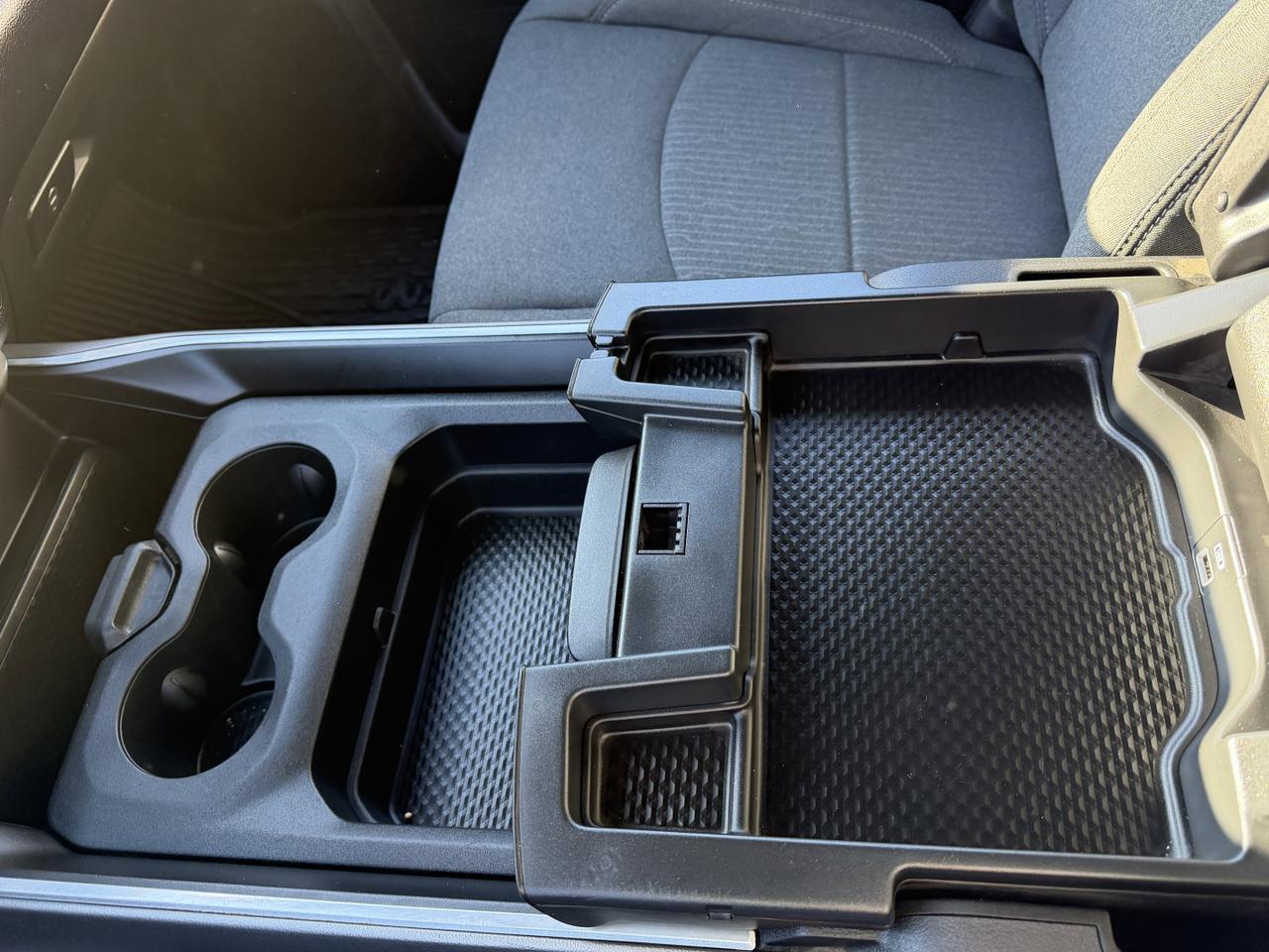 2024 Ram 2500 Big Horn Crew Cab 4x4 | Low KMs | HEMI V8 | NAV | Heated Seats | Remote Start | Backup Camera Redwater AB