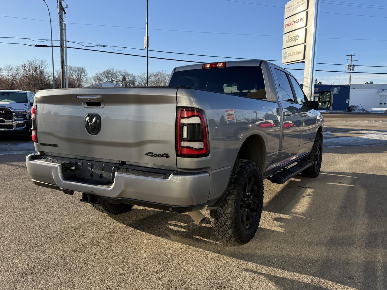 2024 Ram 2500 Big Horn Crew Cab 4x4 | Low KMs | HEMI V8 | NAV | Heated Seats | Remote Start | Backup Camera Redwater AB