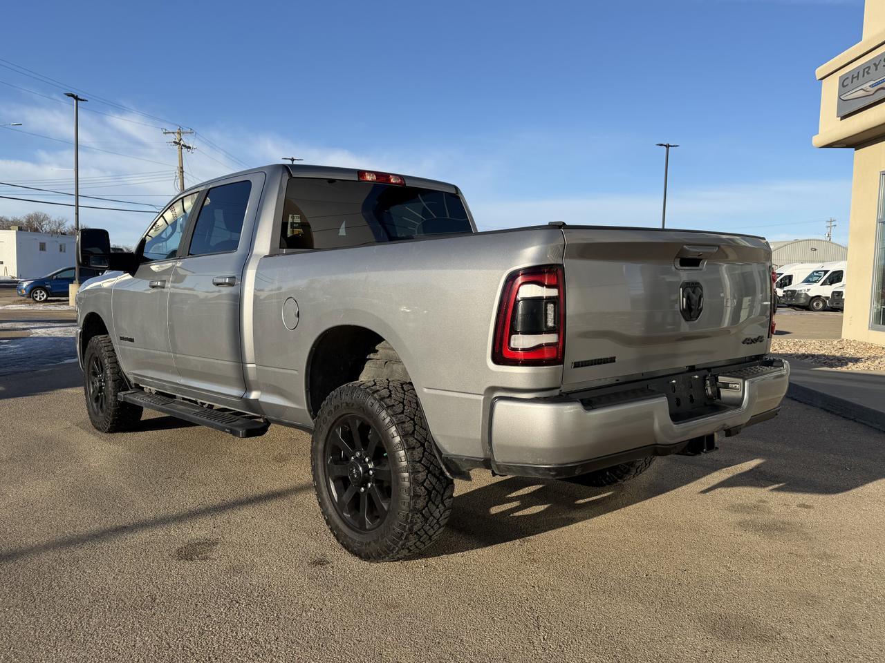 2024 Ram 2500 Big Horn Crew Cab 4x4 | Low KMs | HEMI V8 | NAV | Heated Seats | Remote Start | Backup Camera Redwater AB