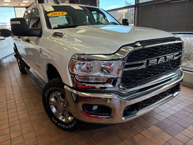 2024 Ram 2500 Big Horn Crew Cab 4x4 6'4 Box
