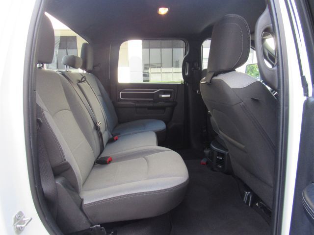 2024 Ram 2500 Big Horn Crew Cab 4x4 6&apos;4 Box Plano TX