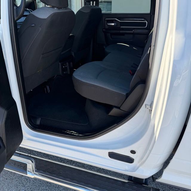 2024 Ram 2500 Big Horn Crew Cab 4x4 8' Box Carbondale IL